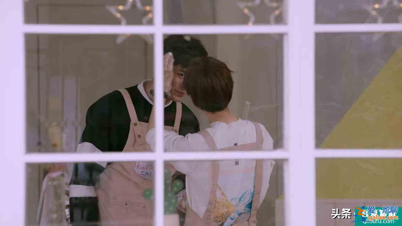 《穿盔甲的少女》反套路甜寵劇，男主是憋屈小媳婦，愛(ài)撒嬌愛(ài)假笑？
