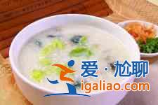皮蛋瘦肉粥的做法？