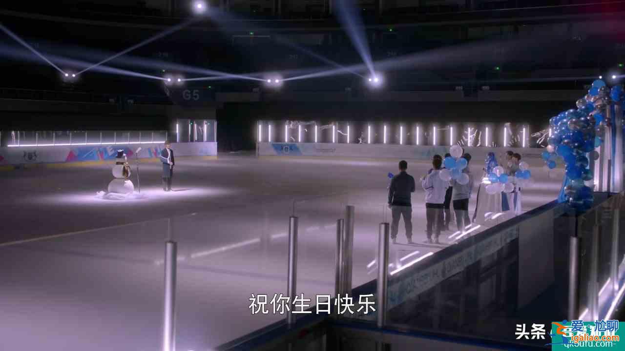 《穿盔甲的少女》反套路甜寵劇，男主是憋屈小媳婦，愛(ài)撒嬌愛(ài)假笑？