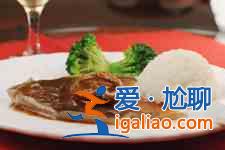 鮑魚撈飯的做法? 鮑魚撈飯的做法?