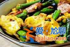 蒜薹炒雞蛋? 蒜薹炒雞蛋?