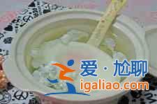 水煮荷包蛋的做法？