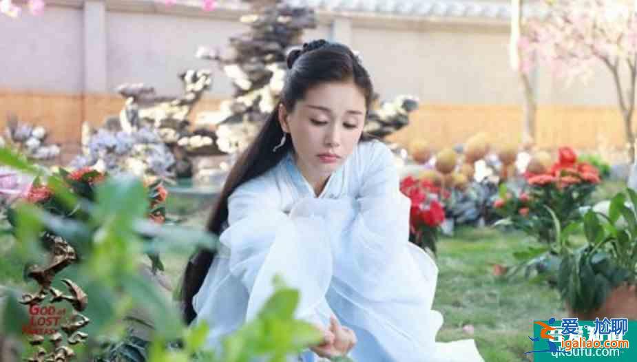 太古神王圣君是誰？莫傾城是圣君的女兒嗎？？