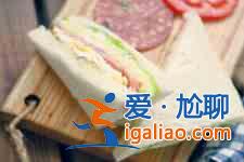 自制三明治？