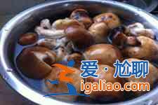 香菇炒雞蛋的做法? 香菇炒雞蛋的做法?