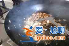 香菇炒雞蛋的做法? 香菇炒雞蛋的做法?