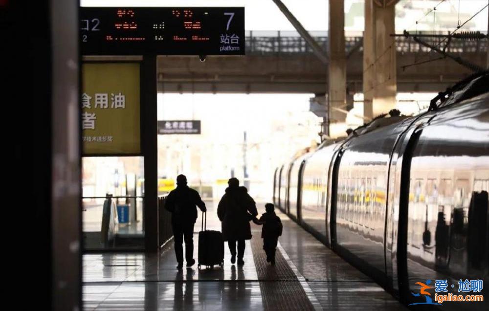 春節(jié)前后多地或達到“感染高峰”這份春節(jié)返鄉(xiāng)指南請收好!? 春節(jié)前后多地或達到“感染高峰”這份春節(jié)返鄉(xiāng)指南請收好!?