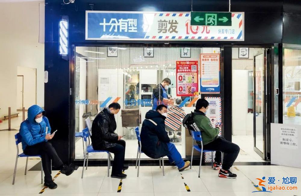 當務之急是壓低感染峰值? 當務之急是壓低感染峰值?