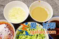 涼皮的調料？