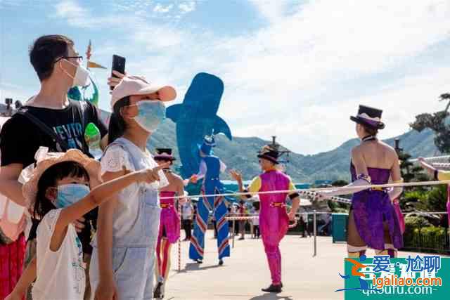 復園3天，長隆游客逐天增長，游客“之”字形有序乘過山車？
