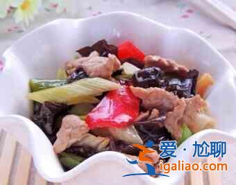 大蔥炒肉的做法？