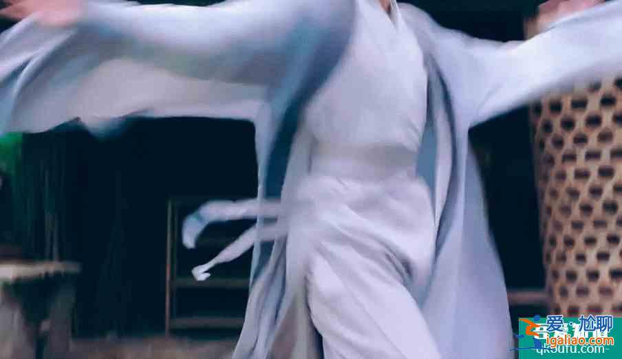 《琉璃》：都被昊辰師兄氣慘了！網友發出P圖表情包，終于解氣了？