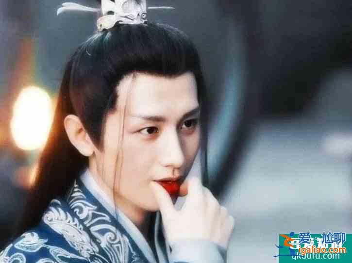 袁冰妍和成毅因《琉璃》大火，男主資源不斷，女主卻只能客串？？