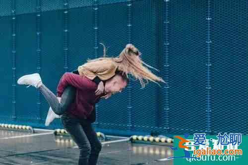 《以家人之名》凌霄人設(shè)崩塌？披著暖男外衣的渣男，都有這些特點？