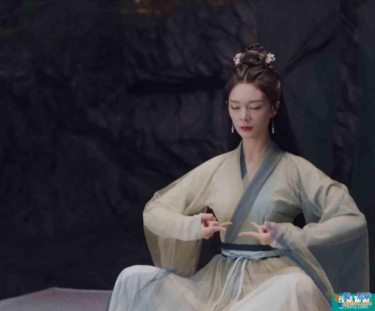 《且聽鳳鳴》：左青鸞要黑化，牧九州即將蘇醒？