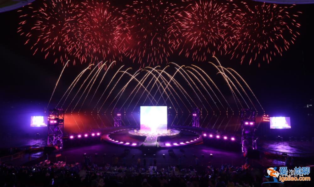 難怪全國人民都羨慕！跨年焰火點亮湖南瀏陽 極致浪漫誰能不愛??？