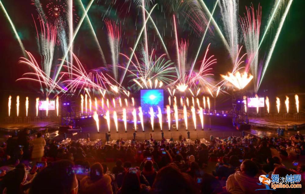 難怪全國人民都羨慕！跨年焰火點亮湖南瀏陽 極致浪漫誰能不愛??？