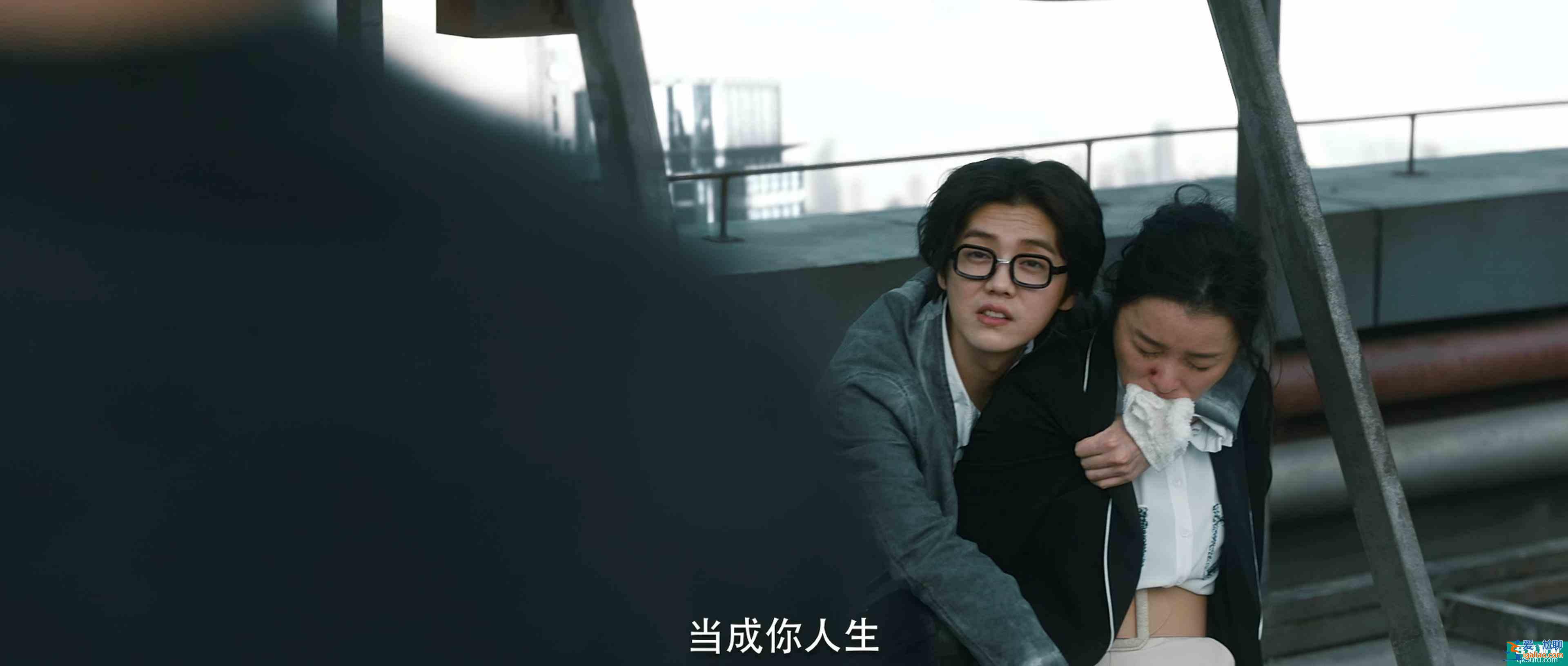 「在劫難逃」懸疑跨界玩科幻，硬漢混搭小鮮肉，鹿晗這次演技幾分？