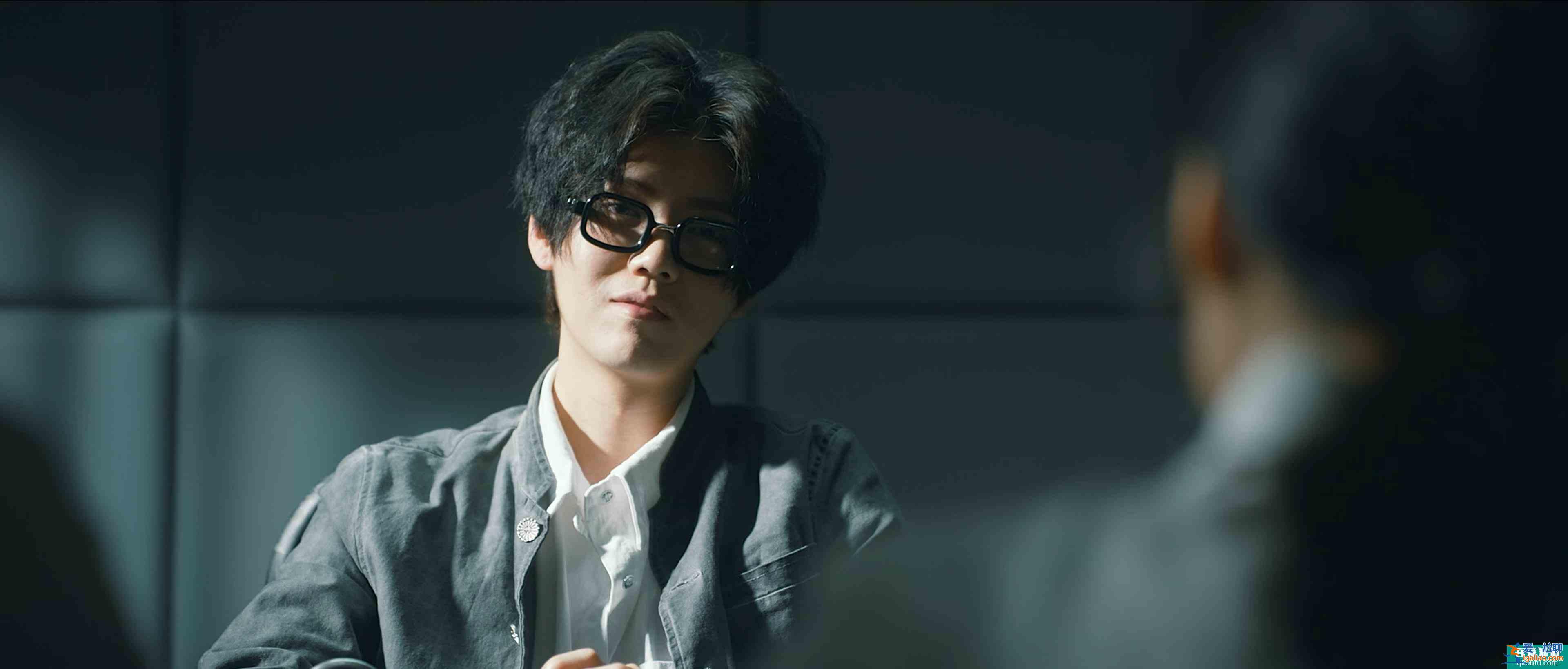 「在劫難逃」懸疑跨界玩科幻，硬漢混搭小鮮肉，鹿晗這次演技幾分？