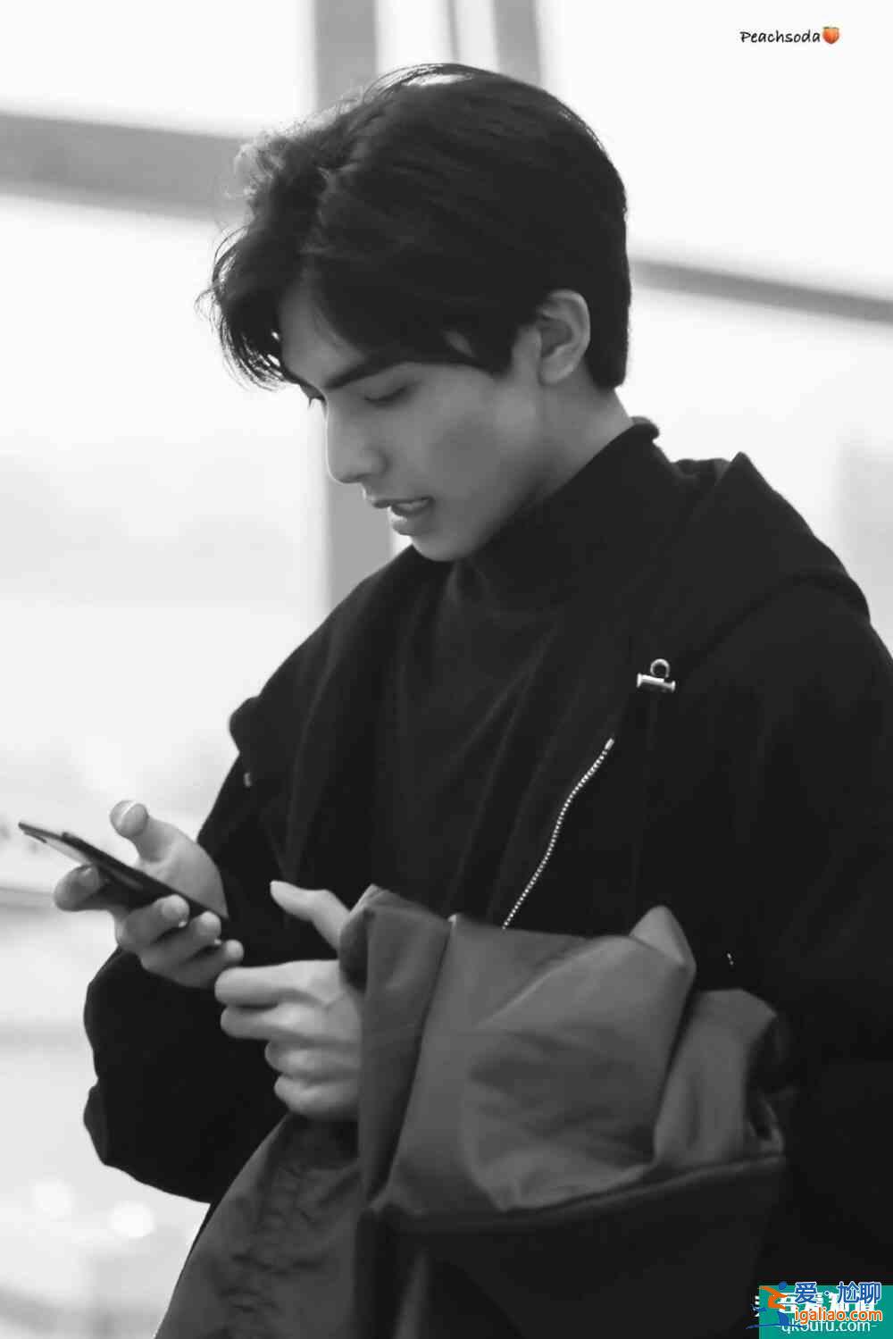 以家人之名進入最虐情節,張新成演技吊打宋威龍,網友:像念臺詞? 以家人之名進入最虐情節,張新成演技吊打宋威龍,網友:像念臺詞?