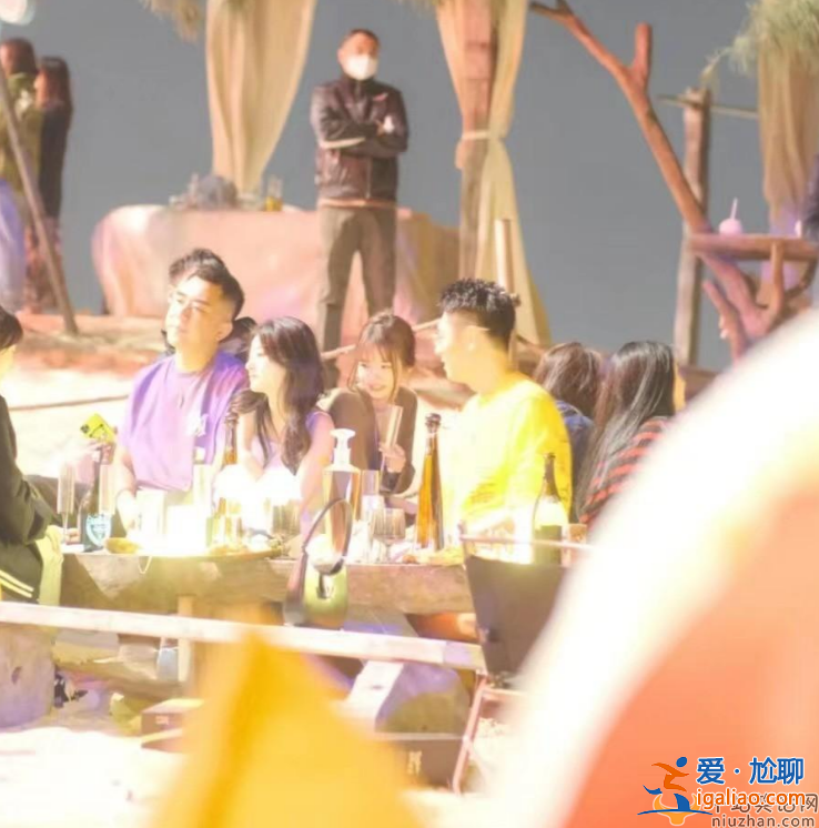 王思聰買超三亞跨年!諸多美女陪伴心情好 網友吐槽物以類聚