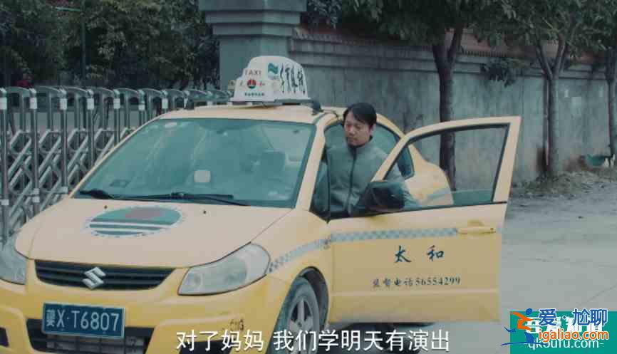 《非常目擊》：一直在追兇的石磊，就是劇中bug一般的存在？