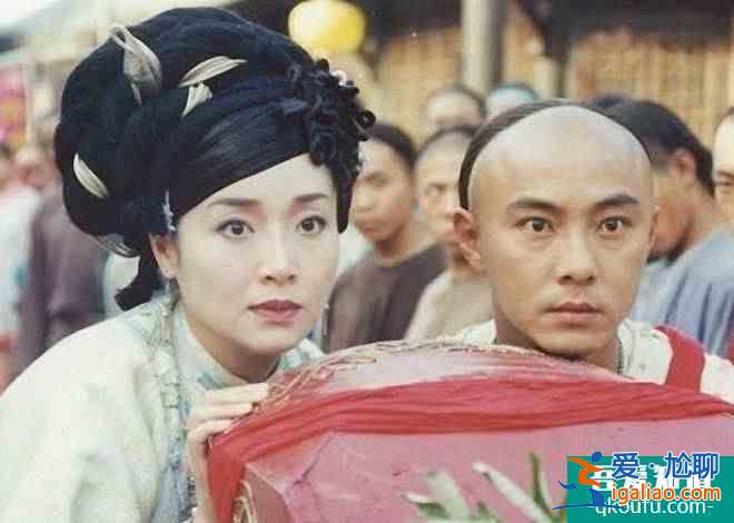 與恬妞合作旗袍神探，馬伊琍一句話拉近了兩人的距離，她說了什么？