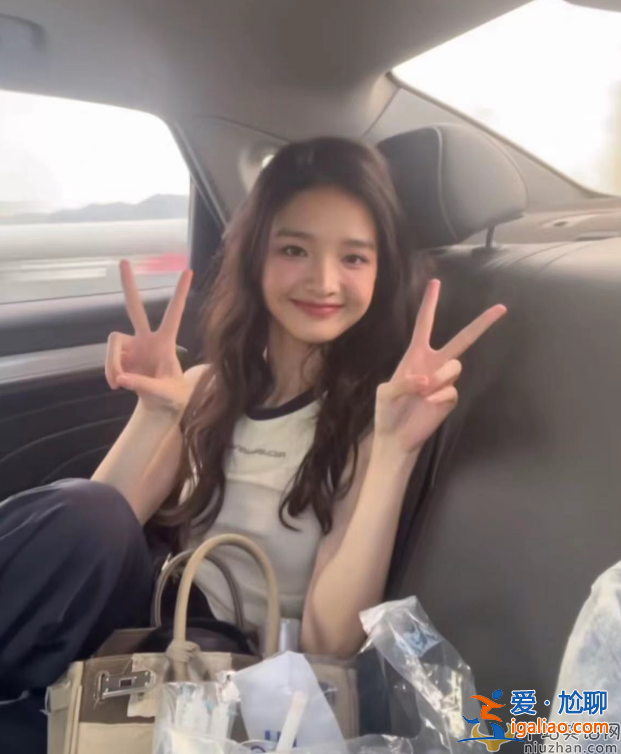 王思聰20歲女友官宣!我可愛的八歲寶寶 網(wǎng)友在線羨慕