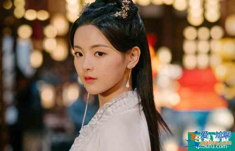 《且聽鳳鳴》沒播完，楊超越又有新劇定檔，男主角是個大帥哥？