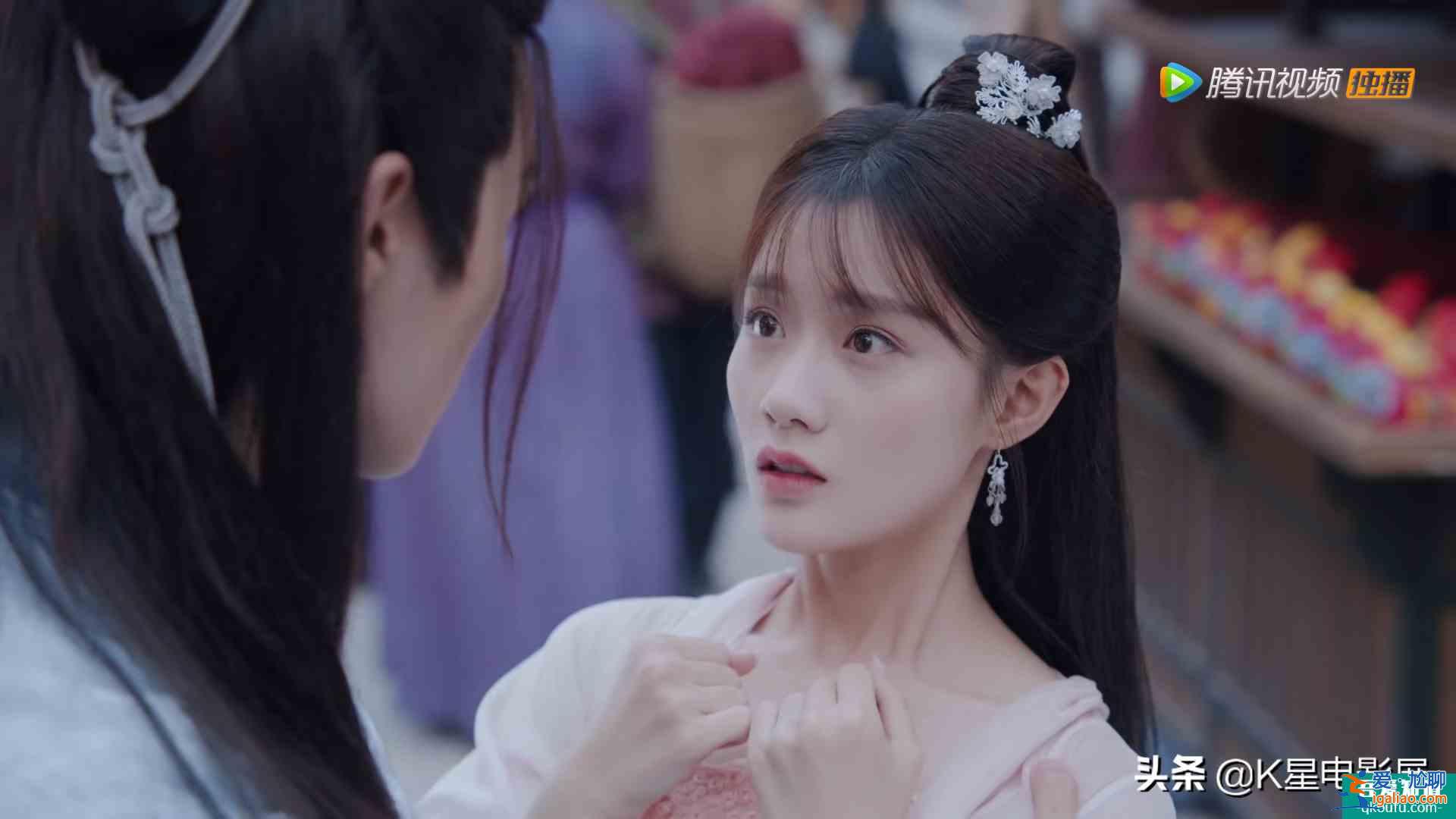 《且聽鳳鳴》:原來兩個配角的愛情才是全劇最讓人羨慕的? 《且聽鳳鳴》:原來兩個配角的愛情才是全劇最讓人羨慕的?