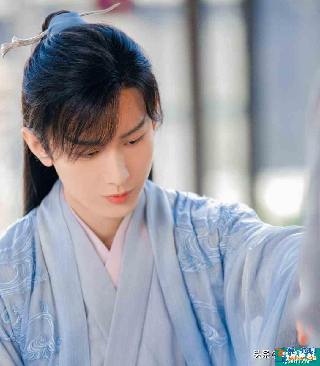 《琉璃》火了，成毅成新晉“8月男友”，自曝司鳳將迎來大反轉？