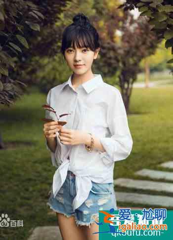 古裝勵志校園劇《青青子衿》開播 雨婷兒飾腹黑惡女聞人姝？