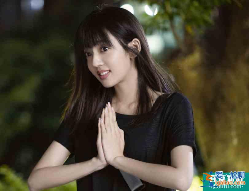 《以家人之名》唐燦火了，撞臉Lisa不說，還是北電專業(yè)第一名？