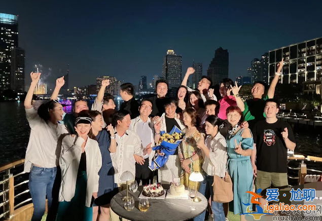 陳思誠攜家人豪華游輪慶生!小女友阮巨疑在現場 網友疑問這是見父母