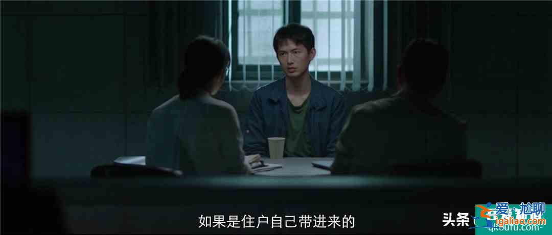 無反轉不懸疑！《摩天大樓》節奏出色，嫌疑人洗腦能力滿分？