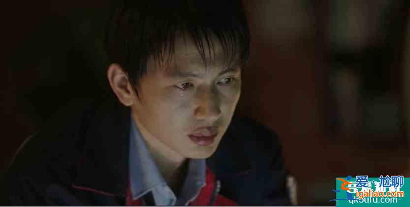 懸疑燒腦,層層反轉,讓baby上熱搜的《摩天大樓》真香? 懸疑燒腦,層層反轉,讓baby上熱搜的《摩天大樓》真香?