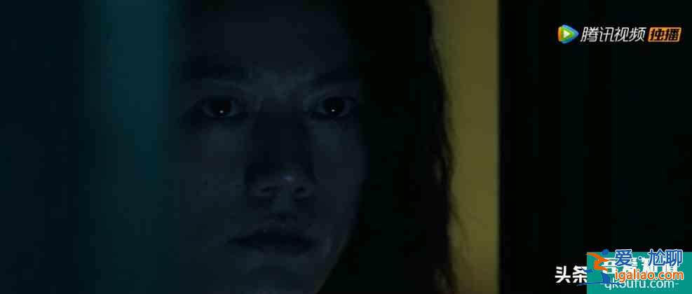 摩天大樓：高檔公寓發(fā)現(xiàn)一名女尸，警方發(fā)現(xiàn)其背后藏著很深的秘密？