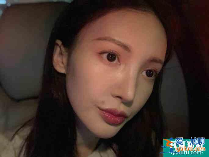 金晨撞臉吳昕 面對鏡頭嘟嘴皮膚白皙非常精致好看? 金晨撞臉吳昕 面對鏡頭嘟嘴皮膚白皙非常精致好看?