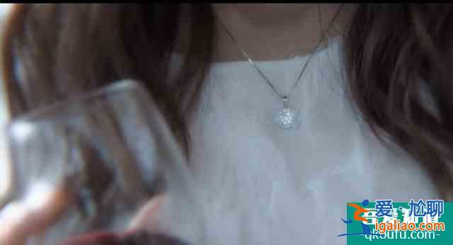 懸疑劇《白色月光》：結婚10年被綠，打碎婚姻的往往都是細節？