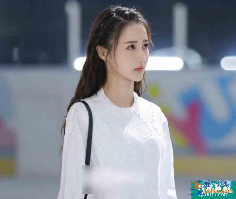 陳瑤官鴻《穿盔甲的少女》開播,搭檔演員都是高顏值,熬夜也想追? 陳瑤官鴻《穿盔甲的少女》開播,搭檔演員都是高顏值,熬夜也想追?