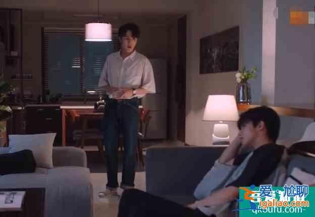 《以家人之名》因尖尖男友生隔閡，賀子秋笑著勸凌霄的話，扎心了？