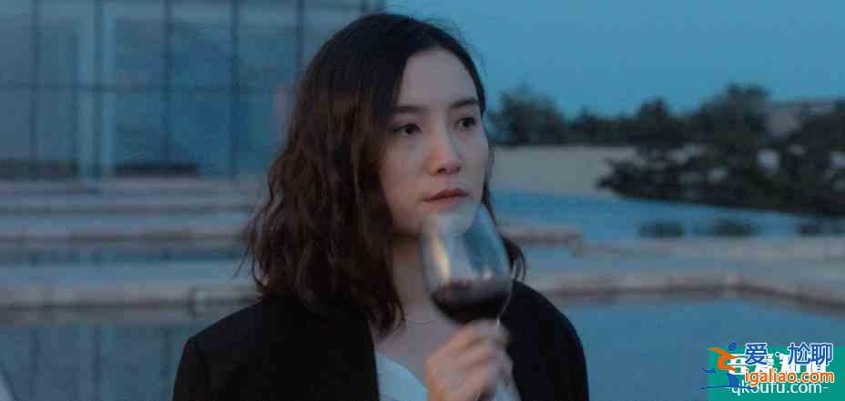有多少男人不敢讓妻子去看《白色月光》？背叛把女人逼成福爾摩斯？