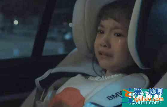 有多少男人不敢讓妻子去看《白色月光》？背叛把女人逼成福爾摩斯？