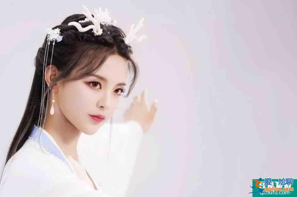 《且聽鳳鳴》:別再苛求非科班出身的楊超越演技,爽劇越看越上頭? 《且聽鳳鳴》:別再苛求非科班出身的楊超越演技,爽劇越看越上頭?