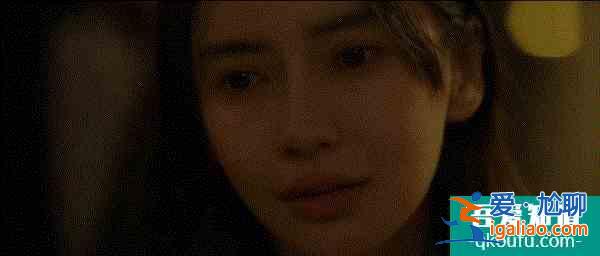 《摩天大樓》首播,楊穎微笑唇高山根出戲,自降90%片酬也不夠? 《摩天大樓》首播,楊穎微笑唇高山根出戲,自降90%片酬也不夠?