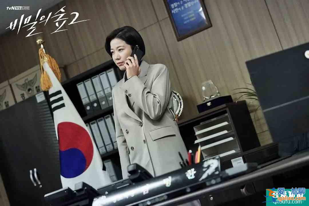 從前兩集看，《秘密森林2》至少不比9.3分的前作弱？