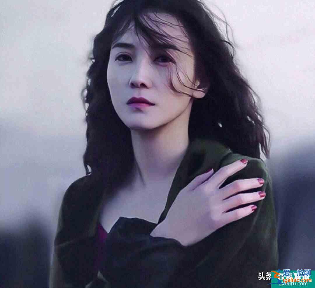 白色月光：男人最不想女人看的劇，女人看了崩潰卻又欲罷不能的??？