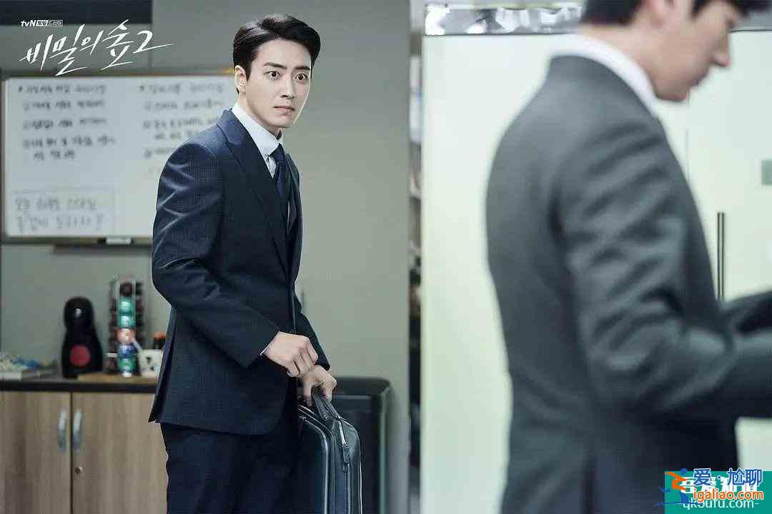 從前兩集看，《秘密森林2》至少不比9.3分的前作弱？