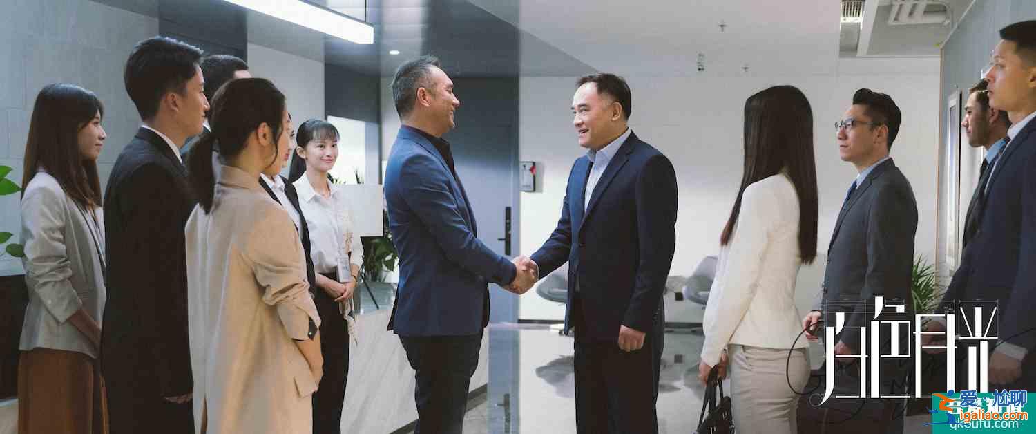 出軌劇《白色月光》首播就火了觀眾：快手撕渣男，想一口氣看完？
