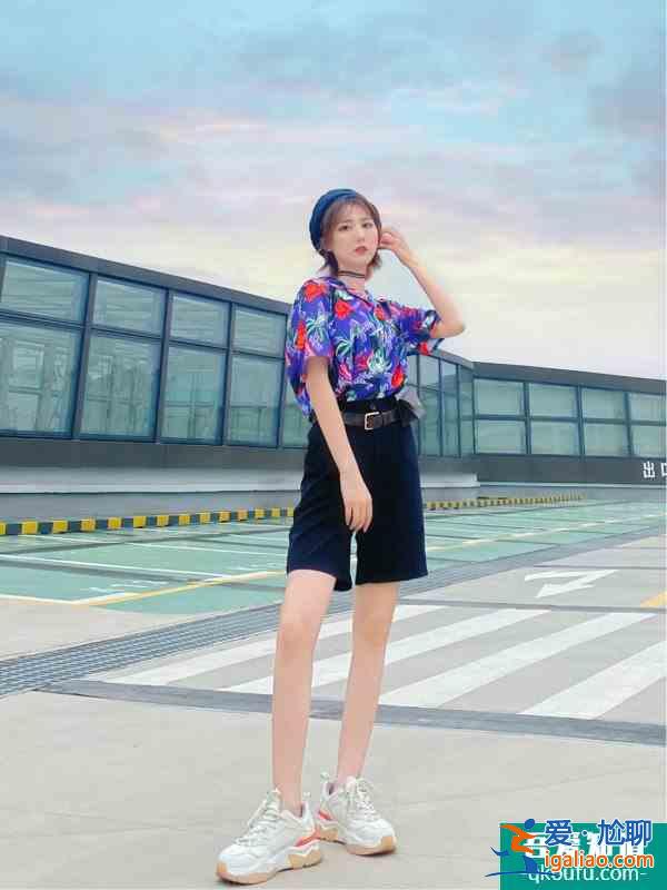 百元明星同款，韓都衣舍潮牌聯(lián)名我鎖啦~~？